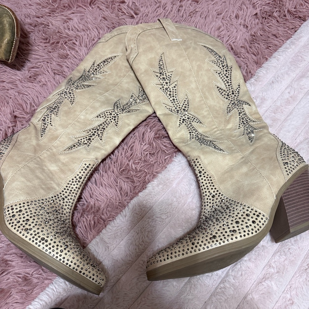 Sugar Kammy Bling Tall Beige Western Pull On Heeled Boots - Picture 4 of 6